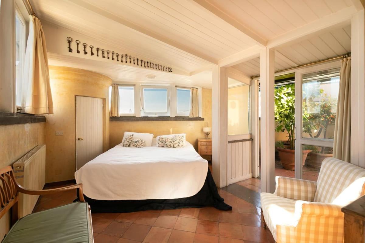 Forum Stunning Terrace Penthouse